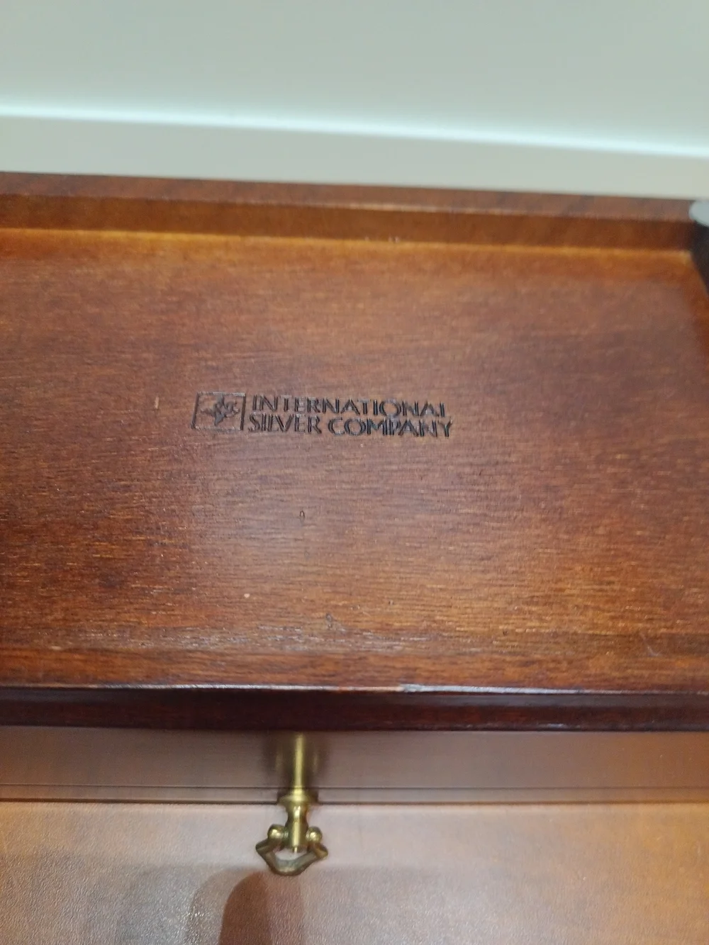 VTG International Silver Company Wooden Jewelry Box W/ Red Velvet Lining 10X6X4